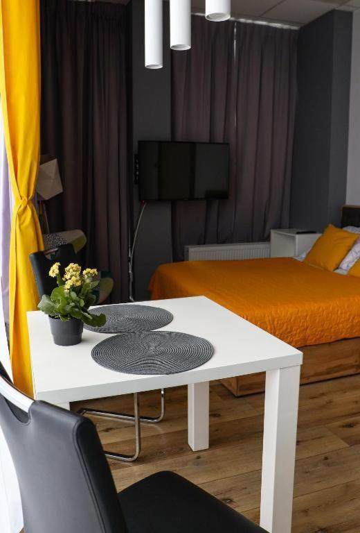 Hotel Apart Warsawa Bagian luar foto