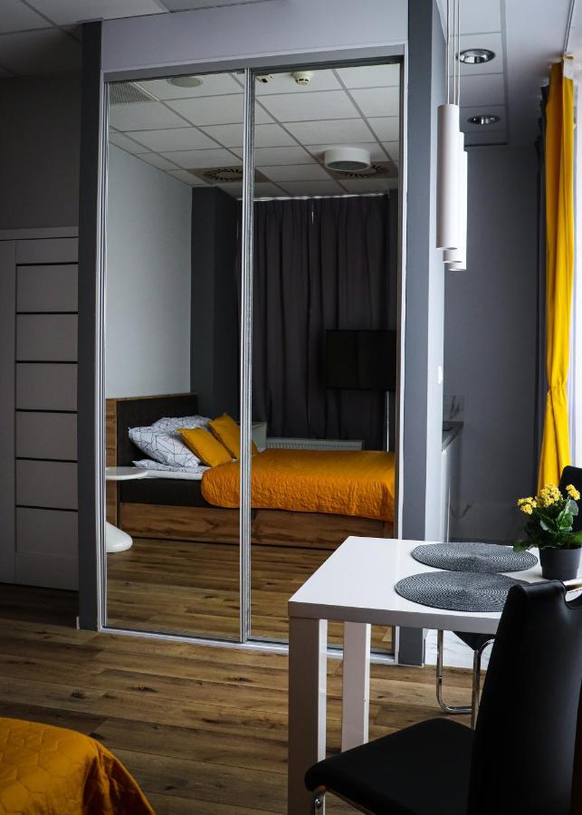 Hotel Apart Warsawa Bagian luar foto