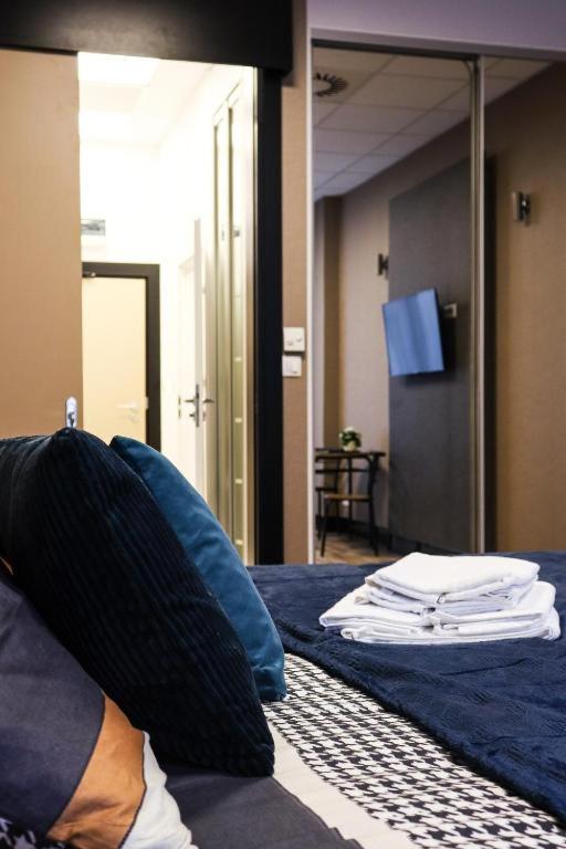Hotel Apart Warsawa Bagian luar foto