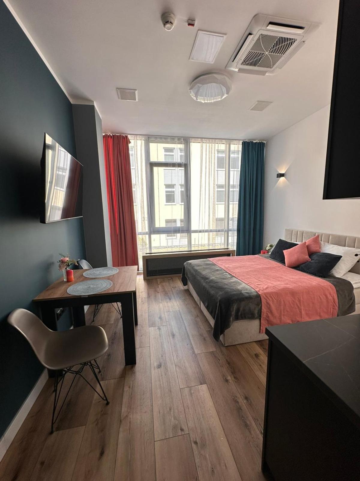 Hotel Apart Warsawa Bagian luar foto